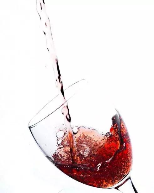 当火山岩和意大利葡萄酒相遇，会发生什么样的故事？