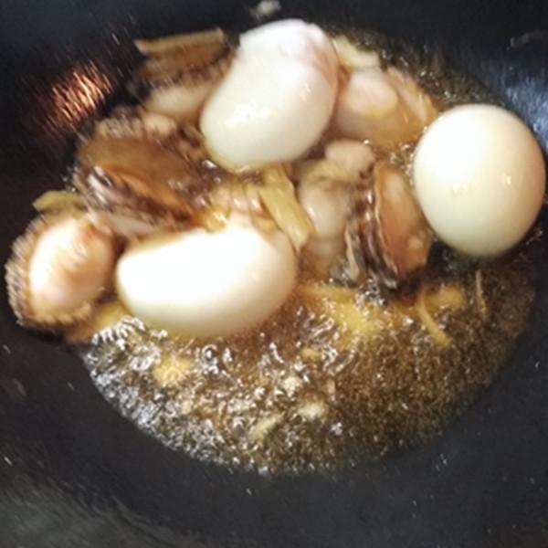 鲍鱼蛋仔做法，鲜香美味。