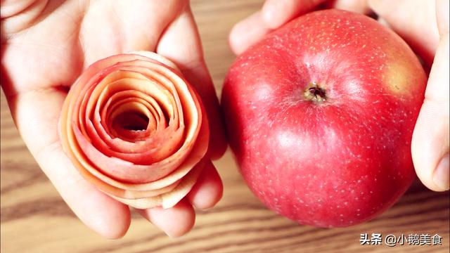 10元一斤的苹果，教你馋嘴新吃法，果香四溢柔软多层，实在太香了