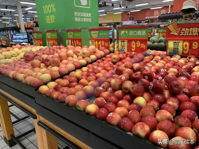 10块的苹果9块的梨，丽江水果比肉贵？网友直呼：吃得肉疼！