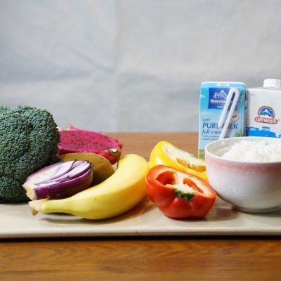 精致早餐：奶油蔬菜烩饭配火龙果养颜汁