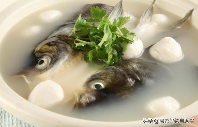为什么你做的鱼头豆腐汤不好喝？关键还在鱼